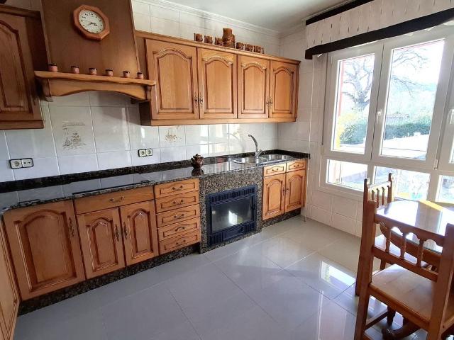 Casa en venta en Lañas, A Coruña