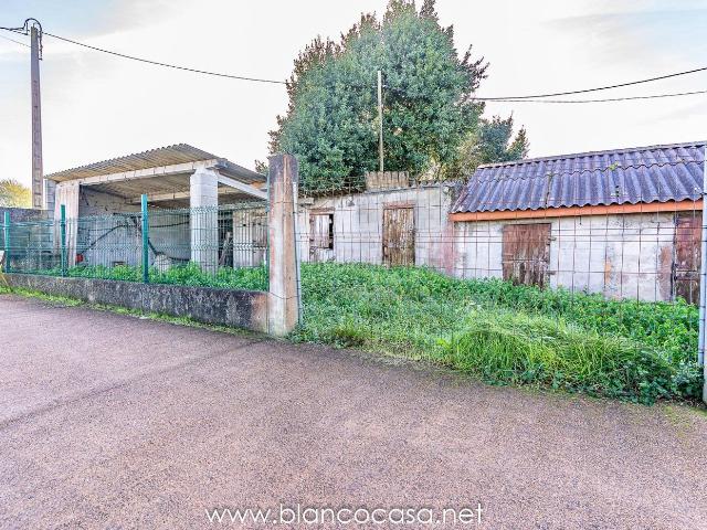 Casa en venta en Lañas, A Coruña