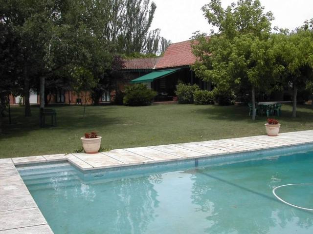Casa en venta en Urbanización Los Sauces, Lardero