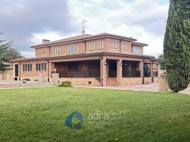Casa en venta en Urbanización Los Acedas, Lardero
