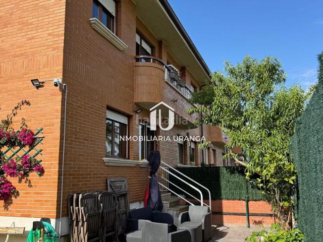 Casa en venta en Laredo