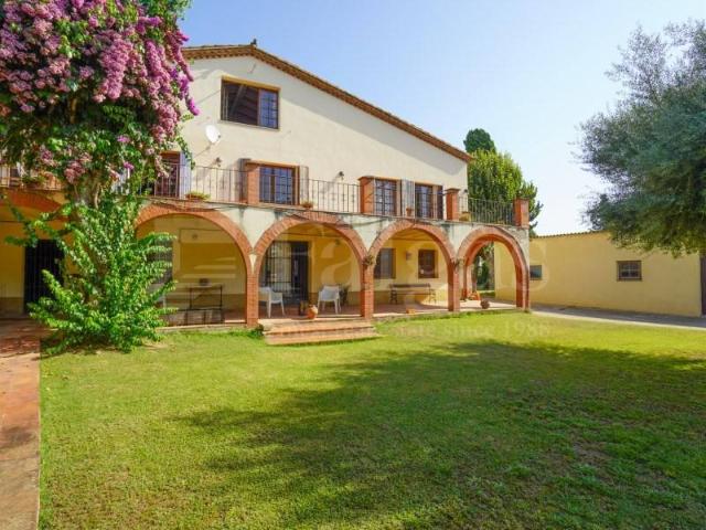 Casa en venta en Alt Empordà, Catalunya