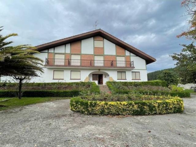 Casa en venta en Larrabetzu, Guipúzcoa