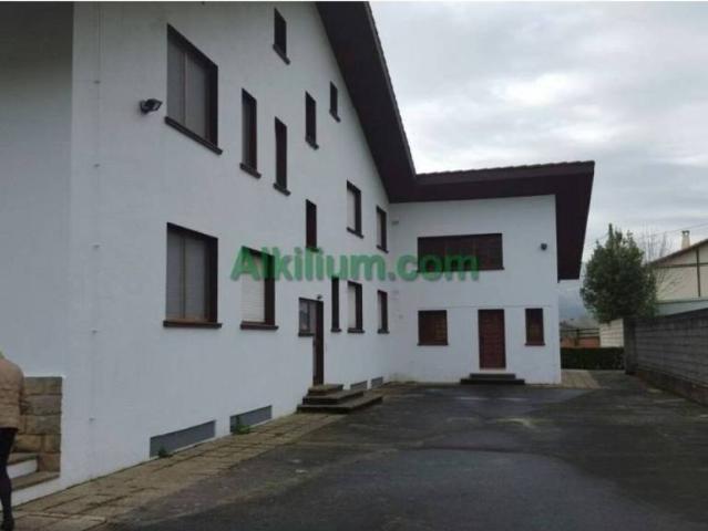 Casa en venta en Larrabetzu, Guipúzcoa