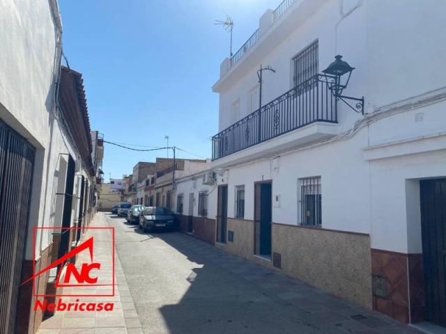 Casa en venta en Las Cabezas De San Juan, Andalucía
