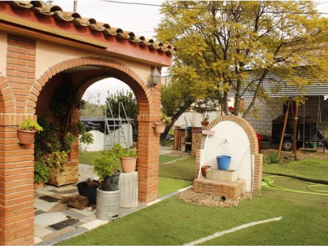 Casa en venta en La Carlota, Córdoba