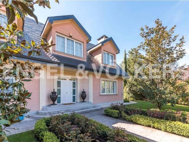 Casa en venta en Las Rozas De Madrid, Madrid
