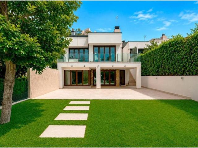 Casa en venta en Las Rozas De Madrid, Madrid