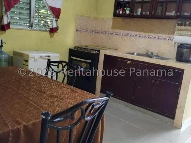 Casa en Venta en la tronoza las tablas Los Santos 90 m2. 2 hab