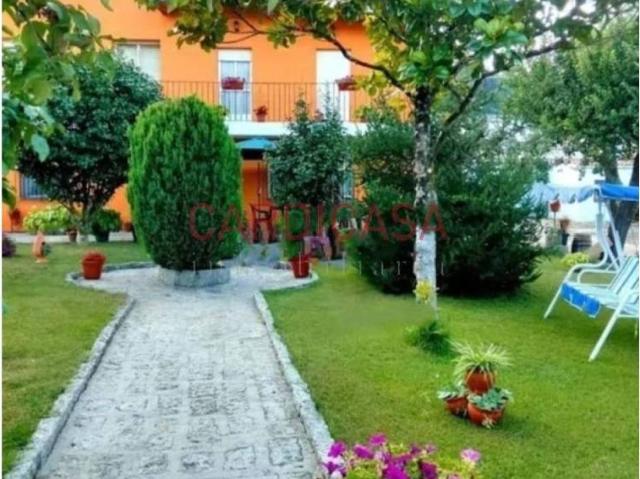 Casa en venta en Leiro