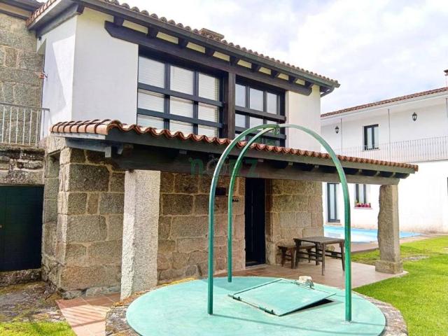 Casa en venta en O Ribeiro, Galicia