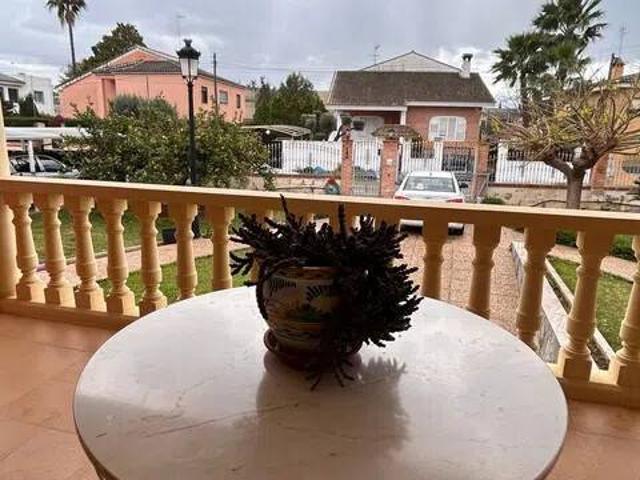 Casa en venta en Los Almendros, el Camp de Túria