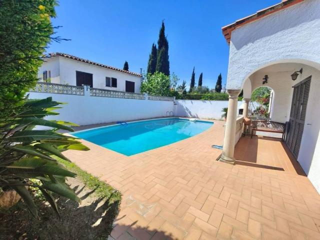 Casa en venta en Alt Empordà, Catalunya