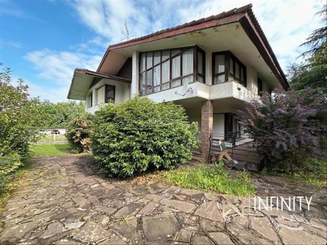 Casa en venta en Lezama, Guipúzcoa