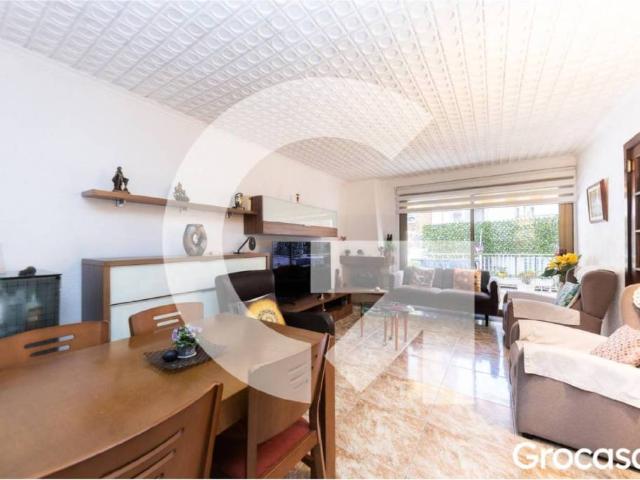 Casa en venta en L'hospitalet De Llobregat, Barcelona