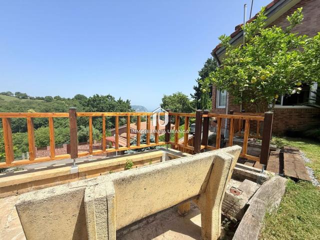 Casa en venta en Laredo
