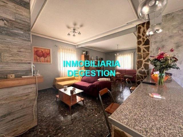 Casa en venta en Linares, Andalucía