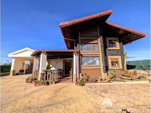 Casa en venta en Linares, Andalucía