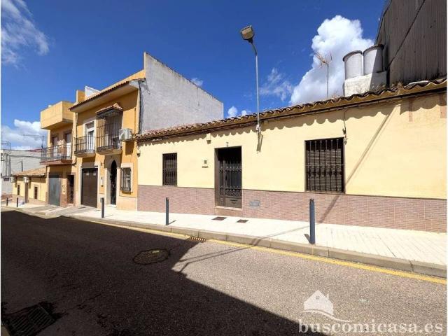 Casa en venta en Linares, Andalucía