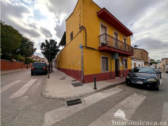 Casa en venta en Linares, Andalucía