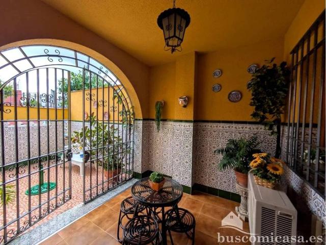 Casa en venta en Linares, Andalucía