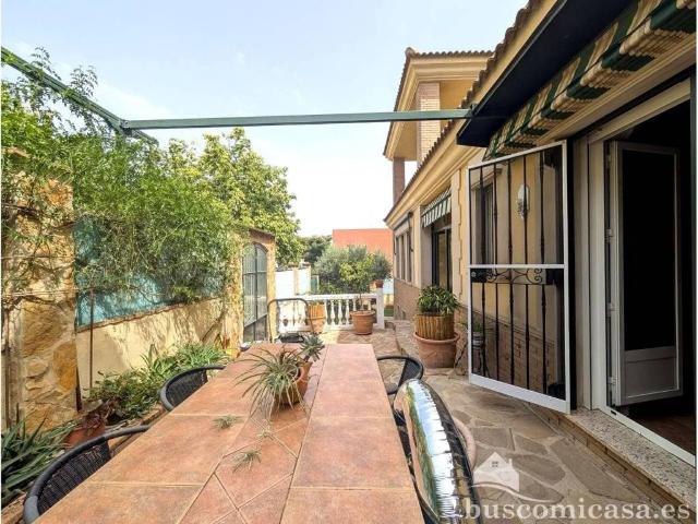 Casa en venta en Linares, Andalucía
