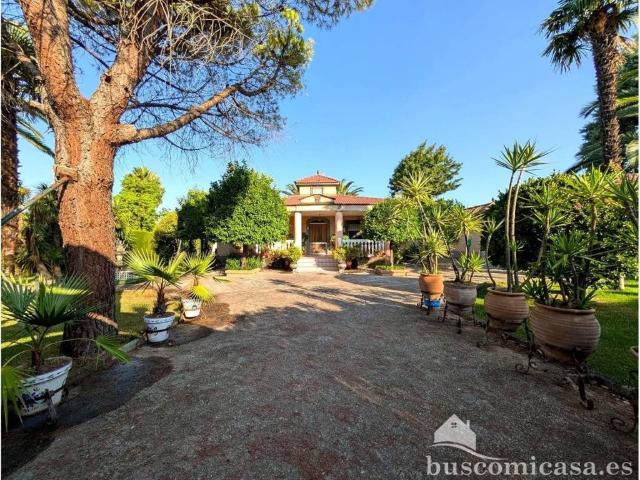 Casa en venta en Linares, Jaén