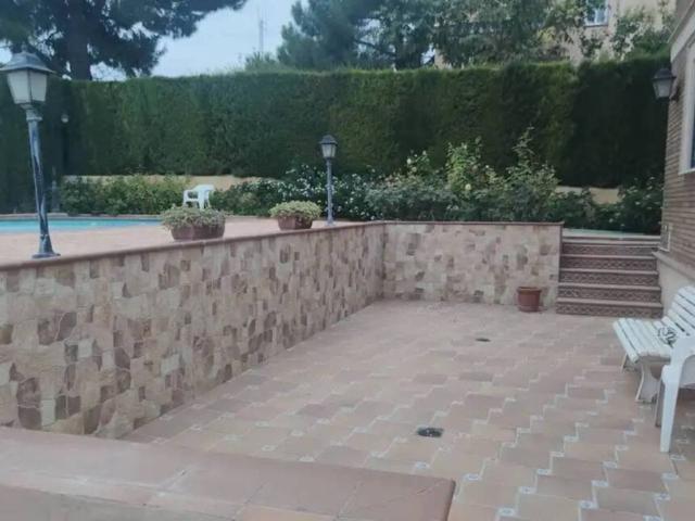 Casa en venta en Linares, Andalucía