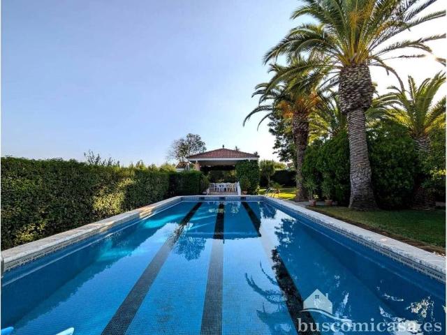 Casa en venta en Linares, Andalucía