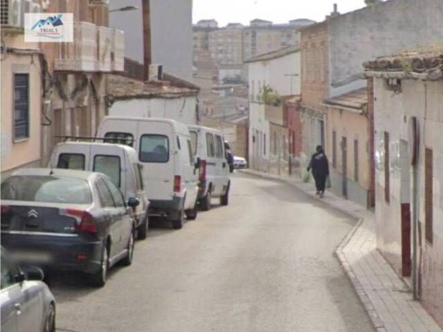 Casa en venta en Linares, Andalucía