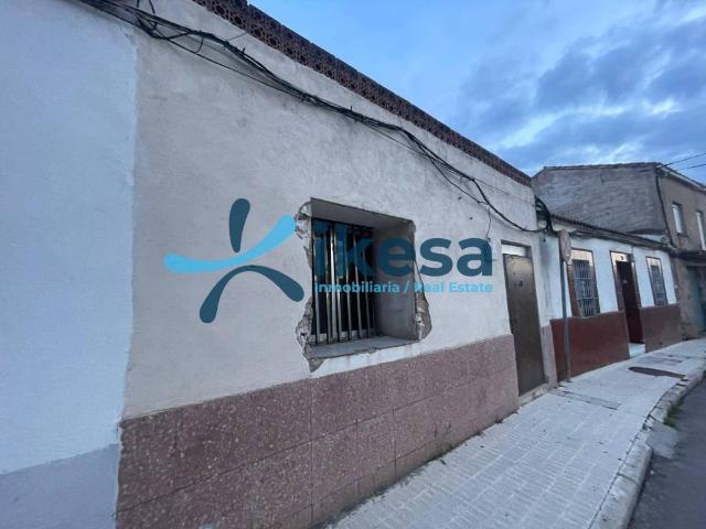 Casa en venta en Linares, Andalucía