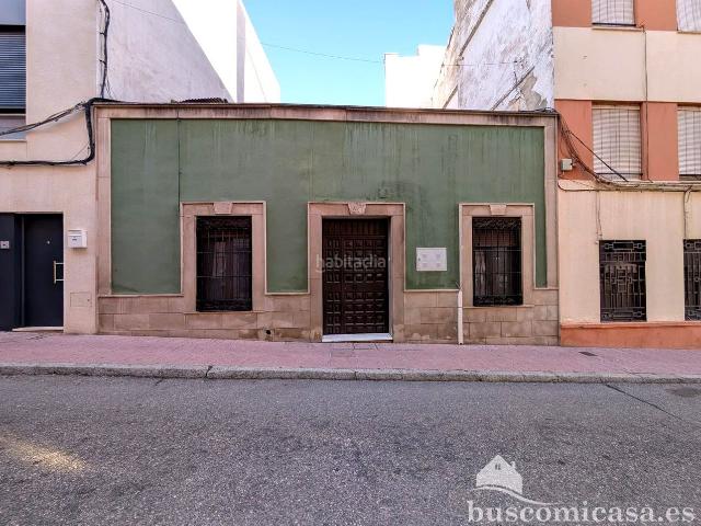 Casa en venta en Linares, Andalucía