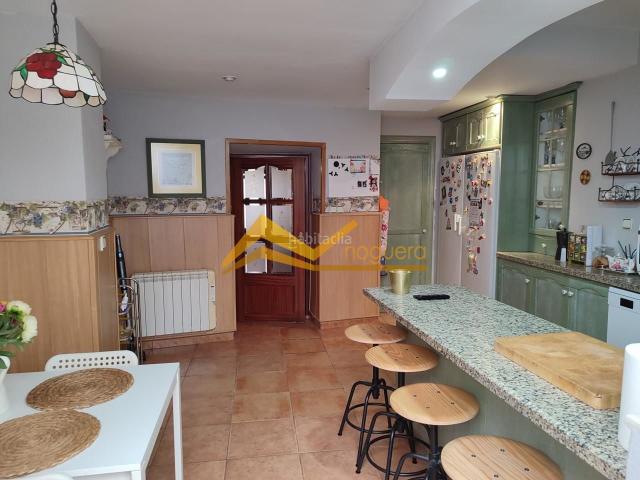 Casa en venta en Linares, Andalucía