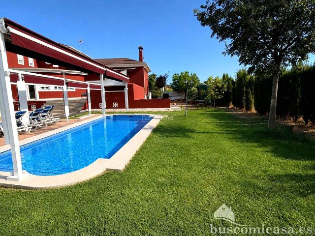 Casa en venta en Linares, Andalucía