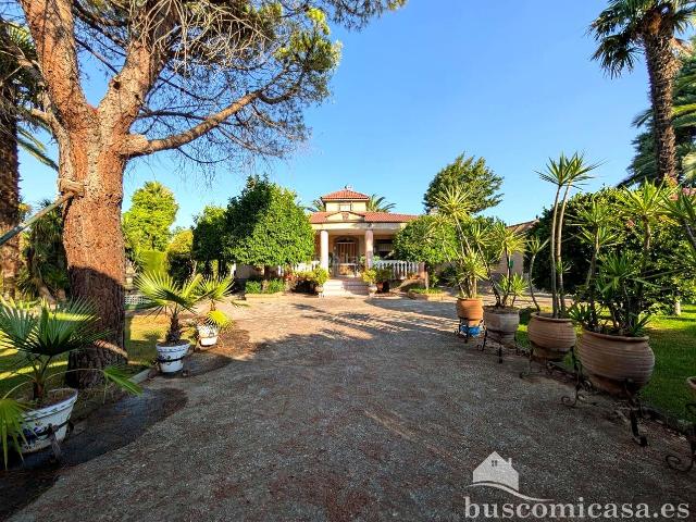 Casa en venta en Linares, Andalucía