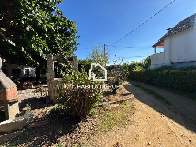 Casa en venta en Ganix, Gironès