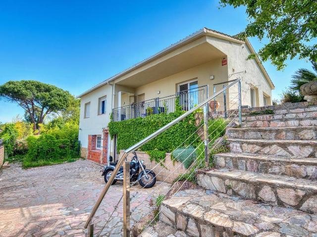 Casa en venta en Mata, Gironès