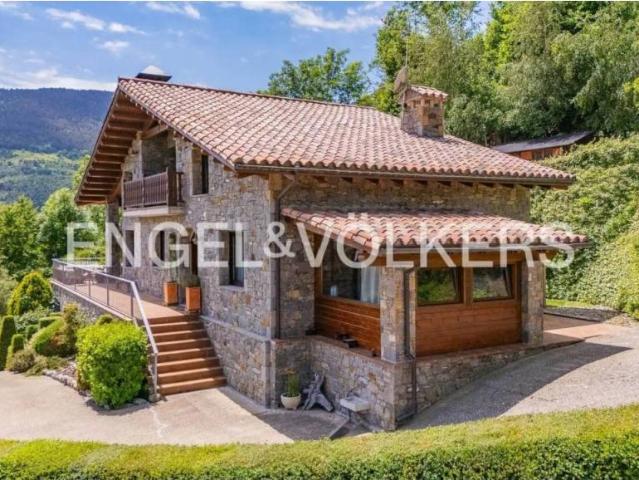 Casa en venta en Ripollès, Catalunya