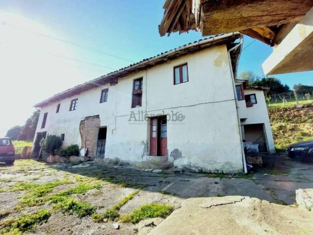 Casa en venta en Llanera, Asturias