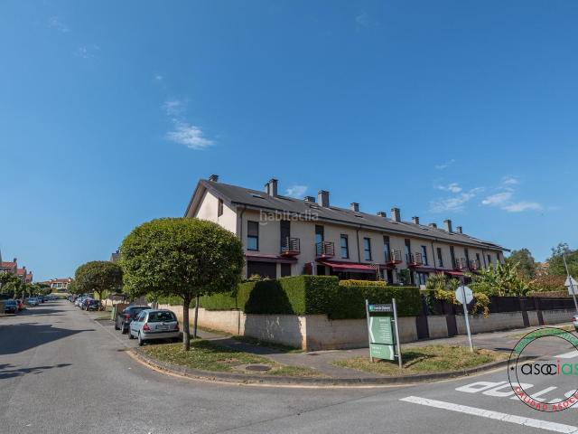 Villa en venta en Llanera, Santa Cruz de Llanera