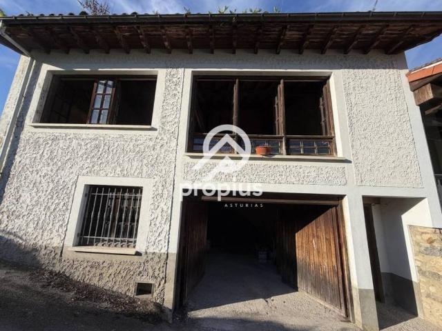 Casa en venta en Ardisana, Llanes