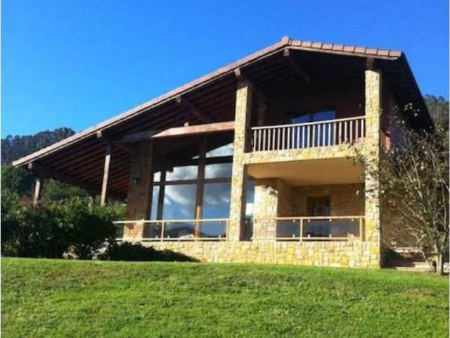Casa en venta en Tresgrandas, Llanes