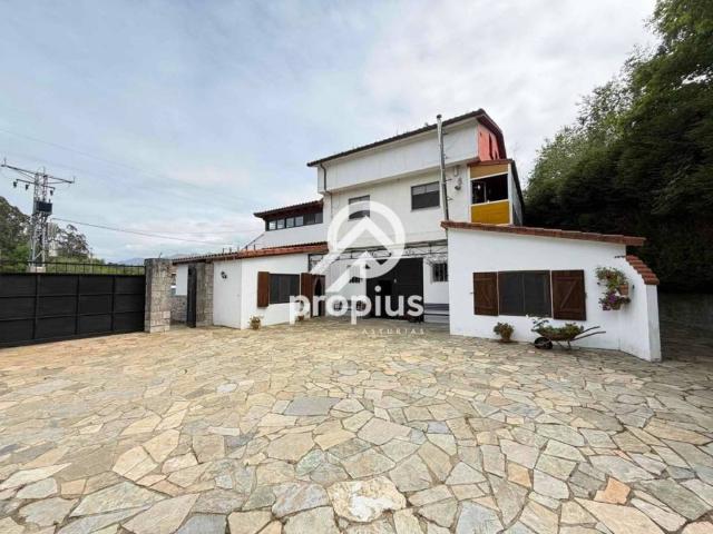 Casa en venta en Bricia, Llanes