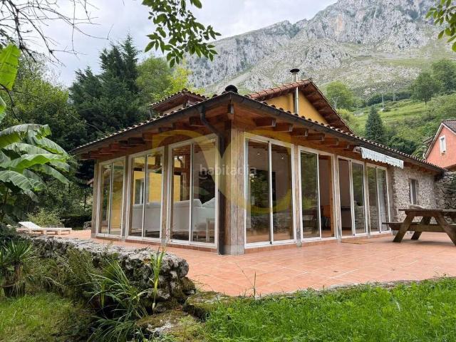 Casa en venta en Llanes, Asturias