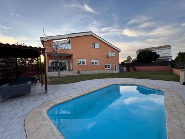 Casa en venta en Llíria, Valencia