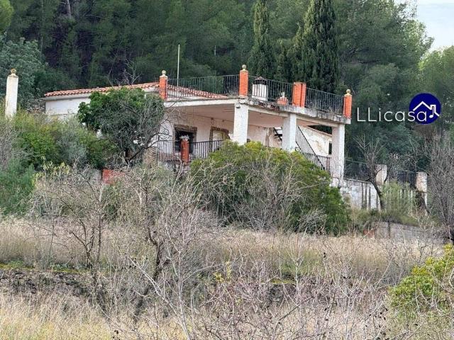 Casa en venta en el Camp de Túria, Valencia