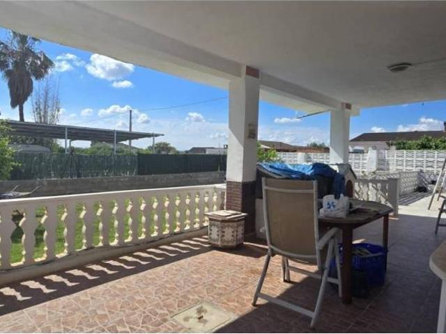 Casa en venta en el Camp de Túria, Valencia