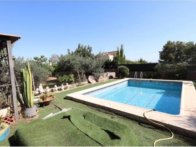 Casa en venta en el Camp de Túria, Valencia