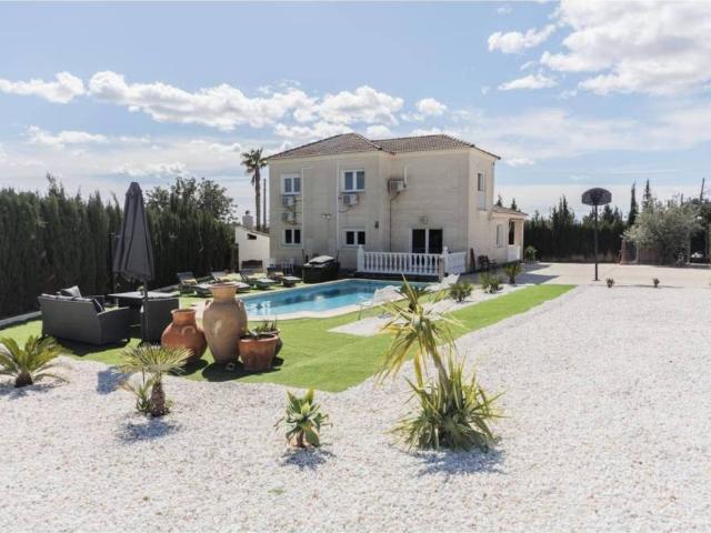 Casa en venta en Llíria, Valencia