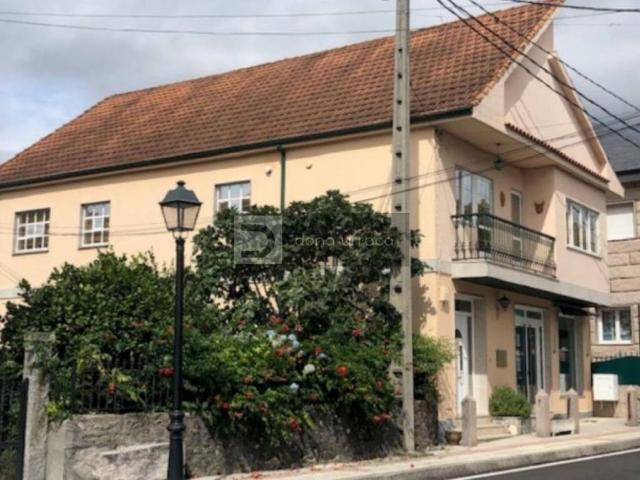 Casa en venta en Lobios